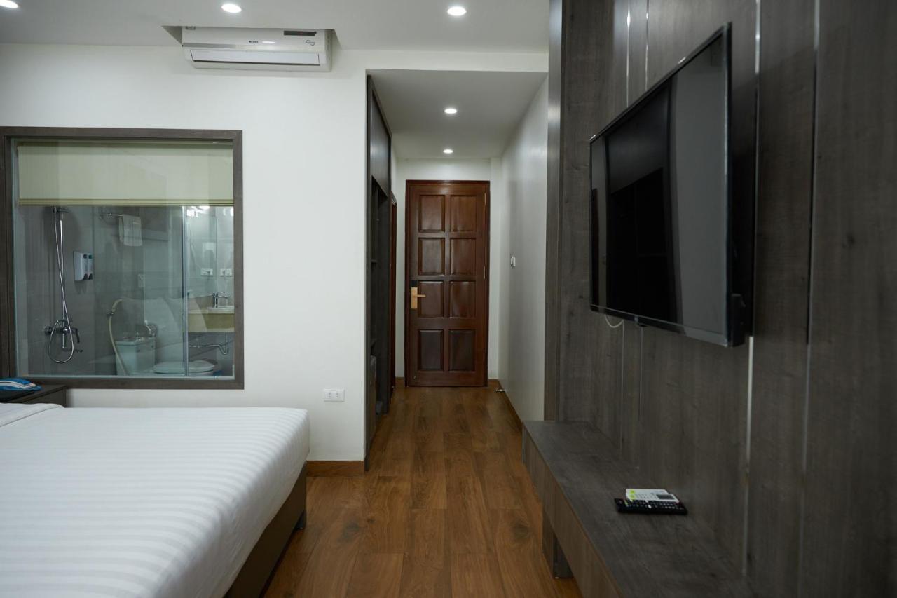 Van Nam Hotel Ха Лонг Екстериор снимка