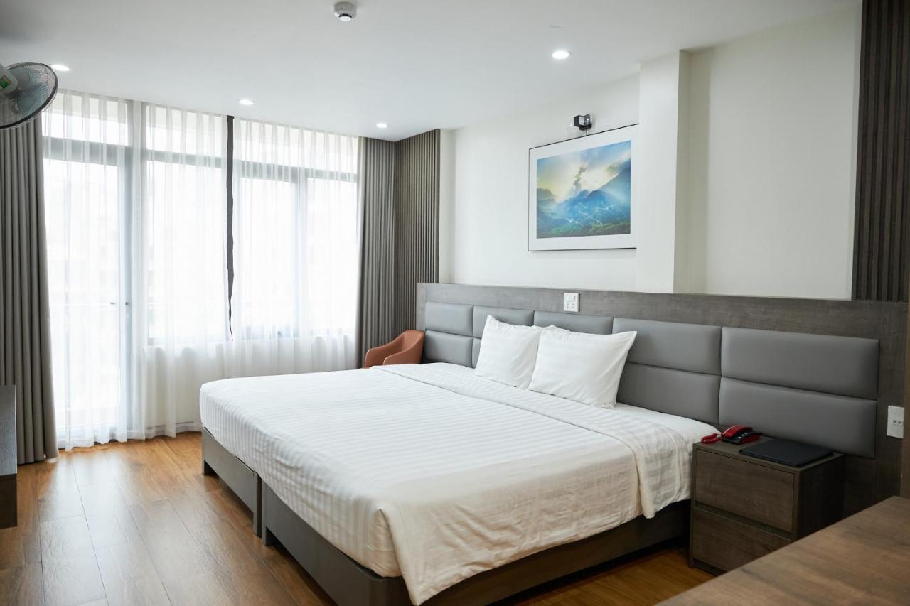 Van Nam Hotel Ха Лонг Екстериор снимка