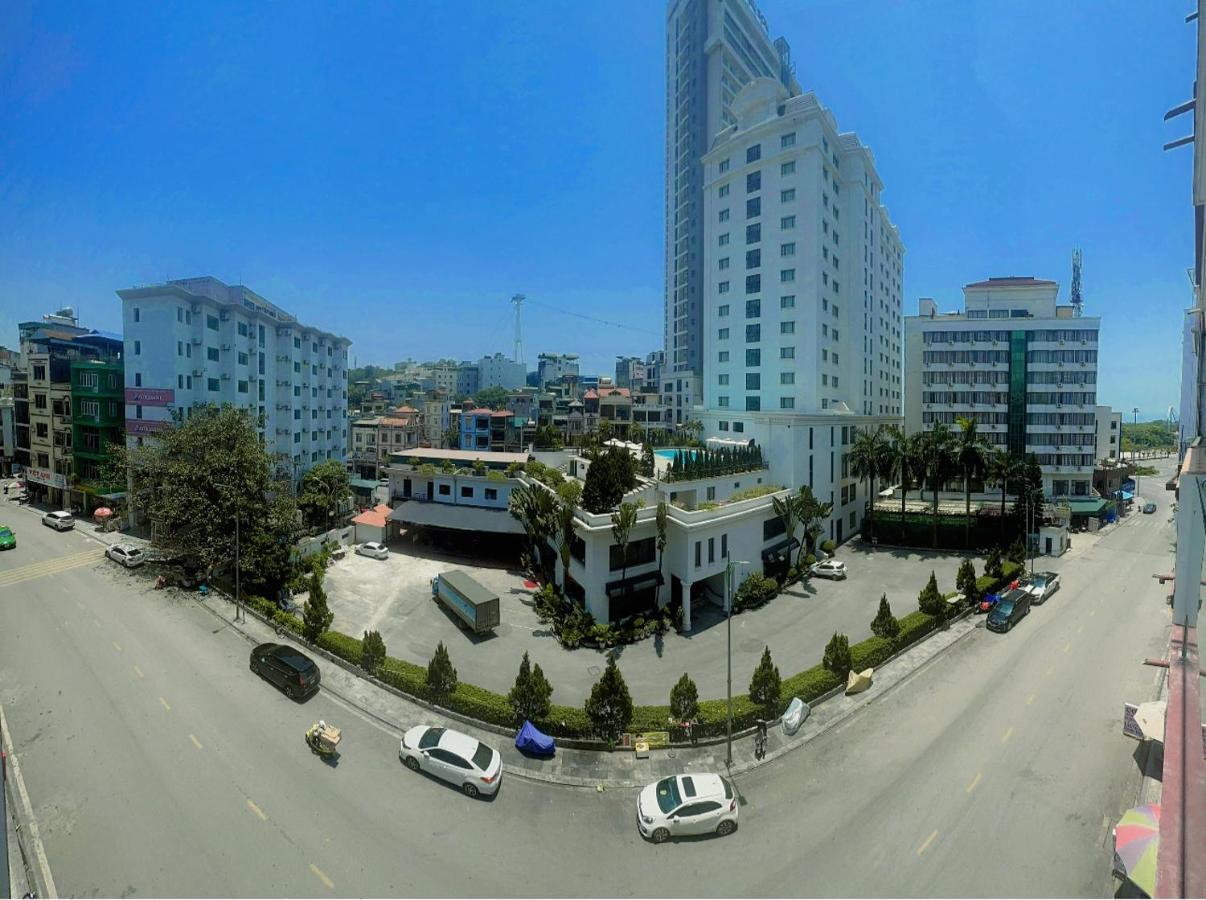 Van Nam Hotel Ха Лонг Екстериор снимка